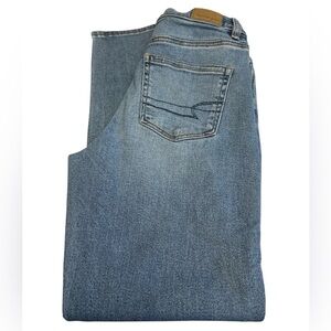 American Eagle jeans Mom style straight leg stretch button/zip 5 pockets Sz 0R